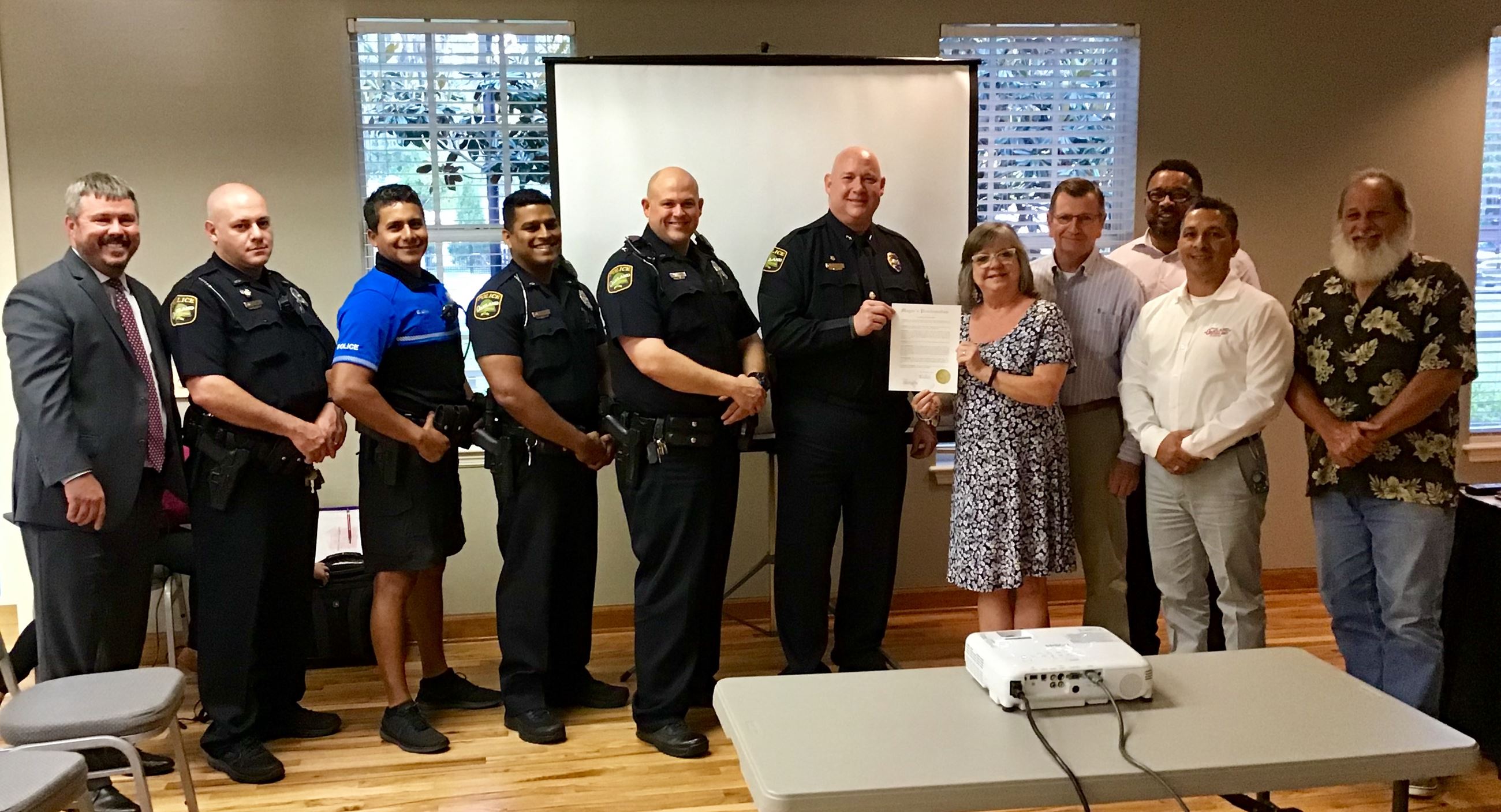 Oakland PD officers, Town Manager Koontz, and Town Commissioners